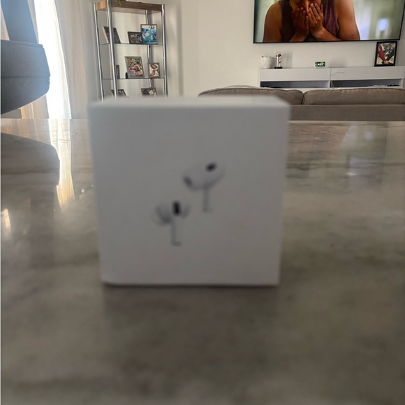 Apple AirPods Pro with Wireless Charging Case
